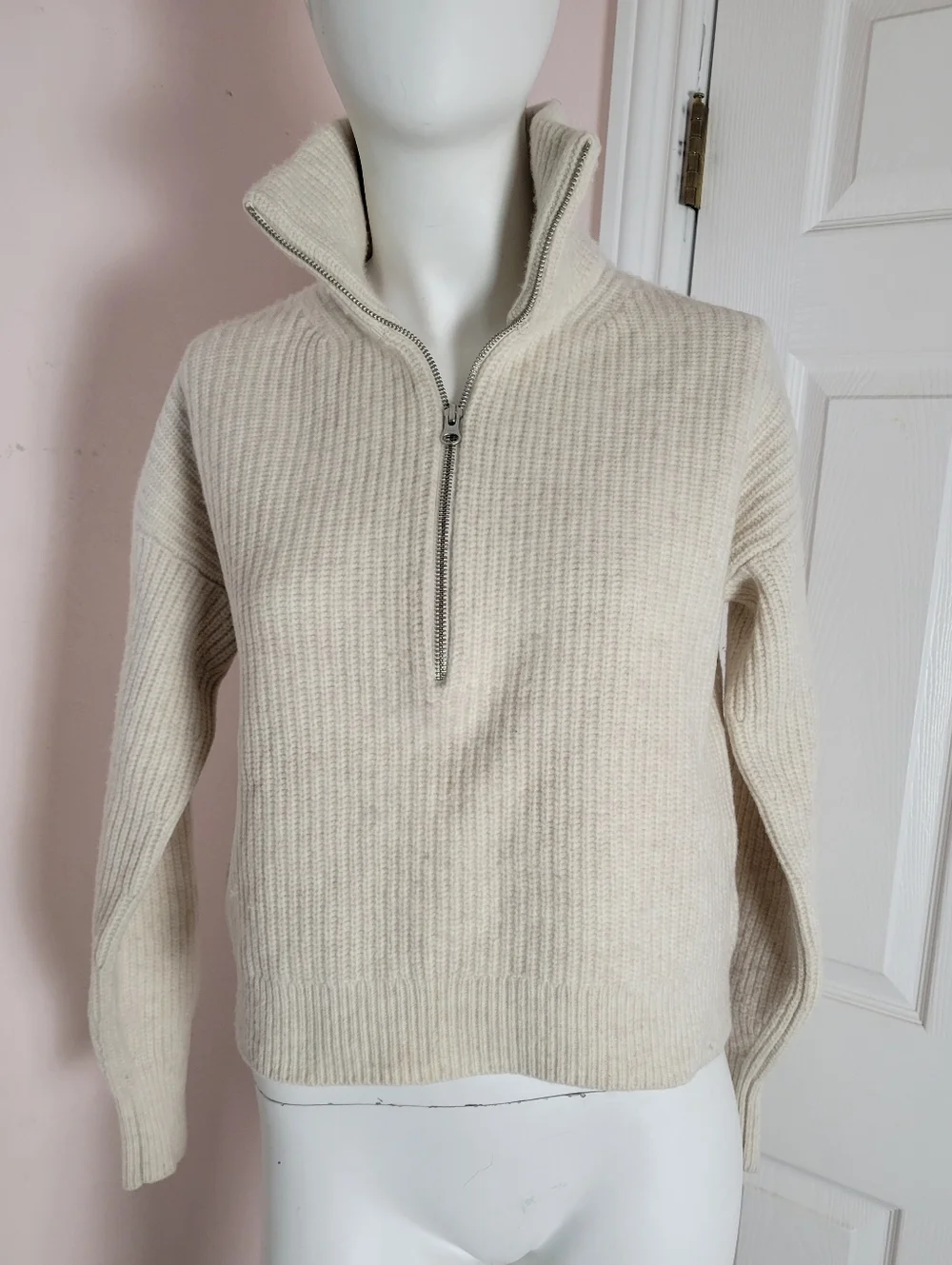 Everlane The Felted Merino Wool Half-Zip Sweater in Oatmeal - Size S - Picture 4 of 10